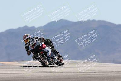 media/Oct-13-2025-Moto Forza (Mon) [[a66d839500]]/3-B Group/Session 4 (Turn 9)/